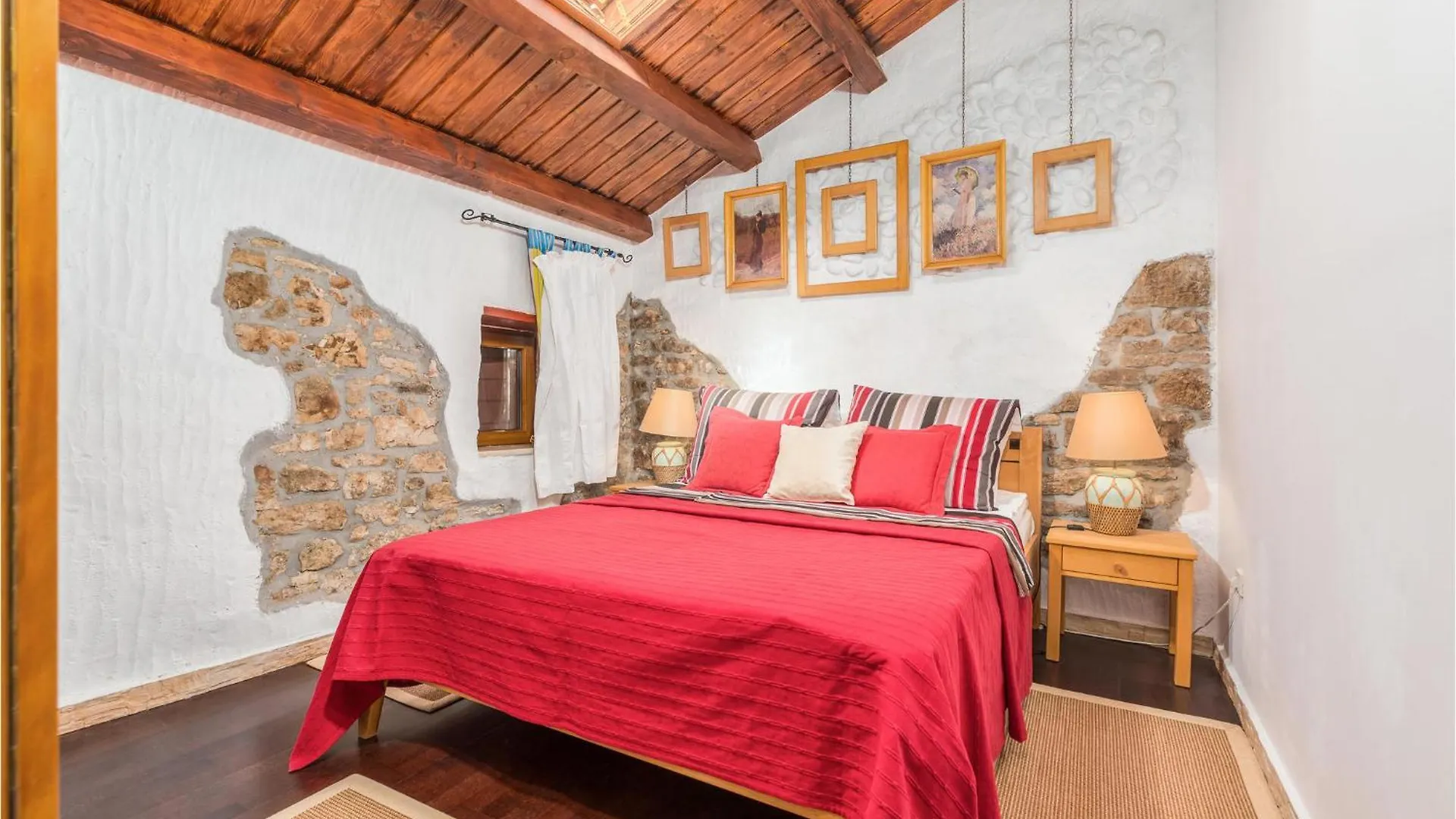 Beautiful Home In Bale With Kitchen