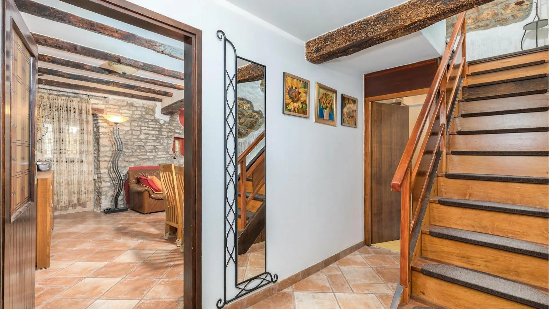 Holiday home Beautiful Home In Bale With Kitchen