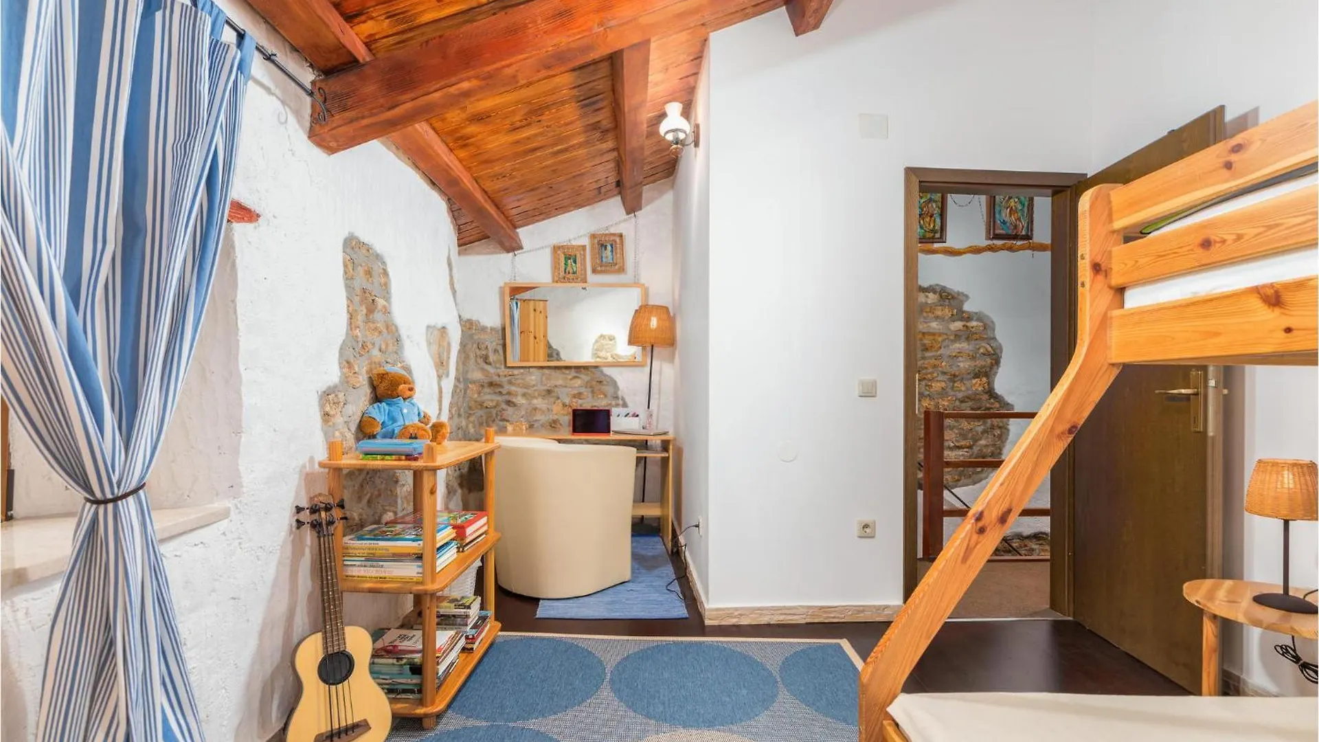Beautiful Home In Bale With Kitchen Croatia